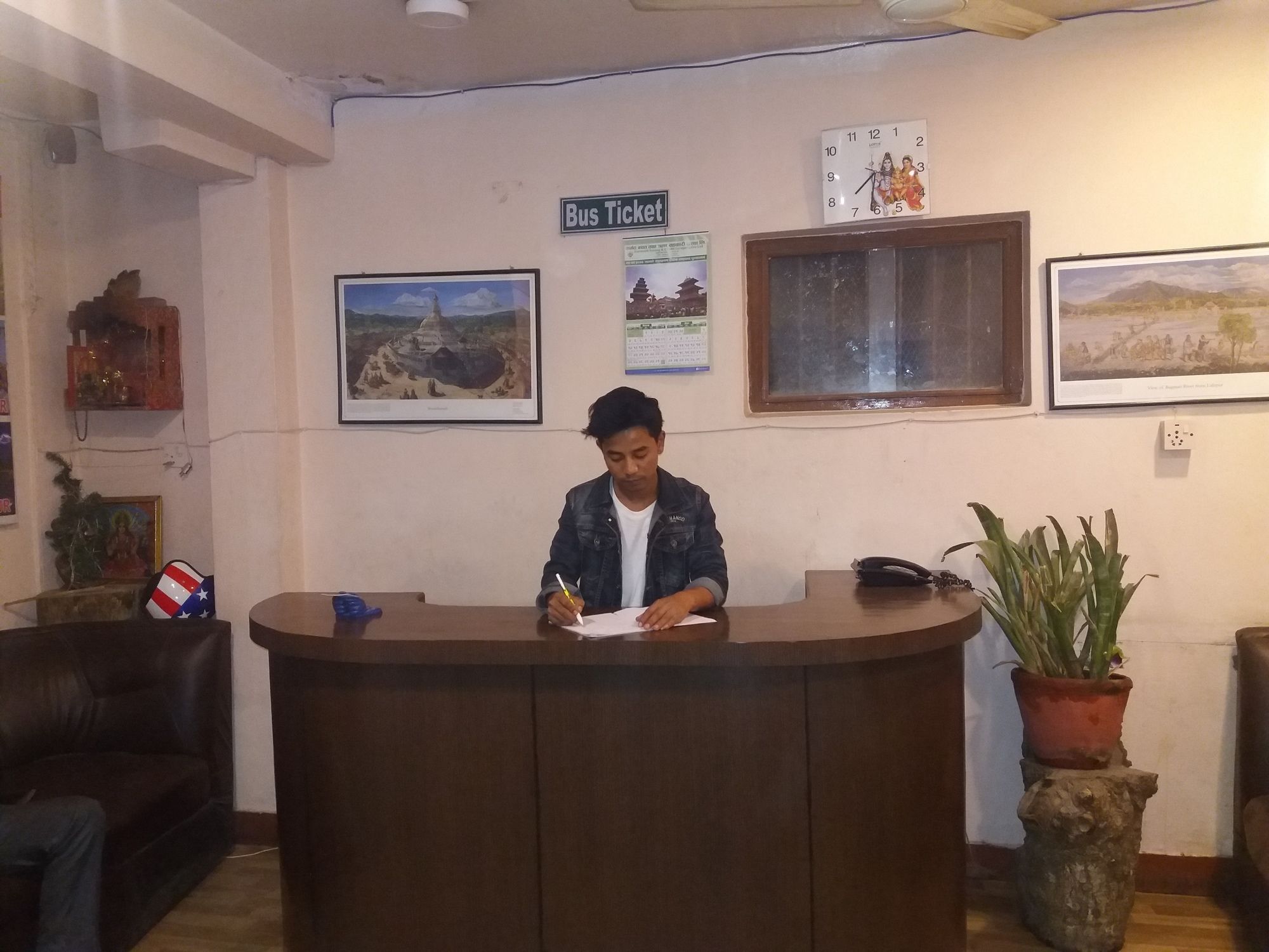 Kings Land Hotel Katmandu Dış mekan fotoğraf
